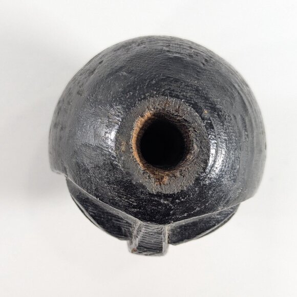 Hand carved wooden face bead signed Wally 68, vintage Folk Art - Picture 9 of 9